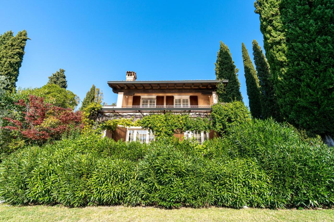 Hotel Desiree - Garda Lake Collection Sirmione Ngoại thất bức ảnh