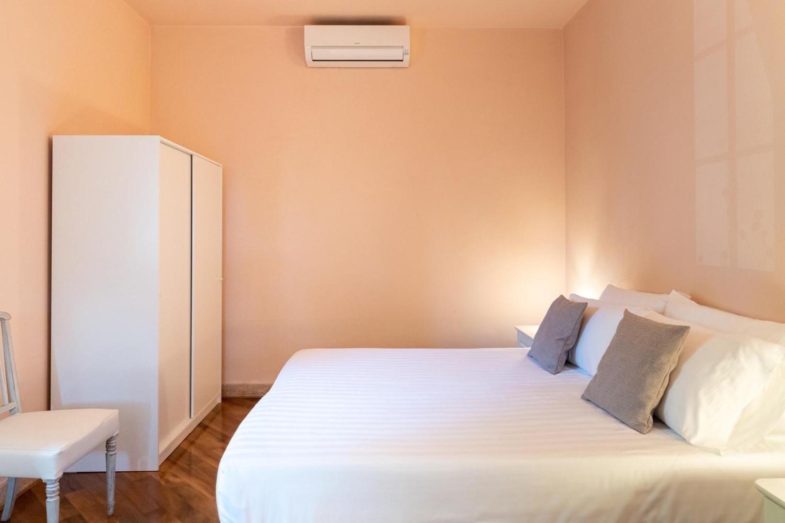 Hotel Desiree - Garda Lake Collection Sirmione Ngoại thất bức ảnh