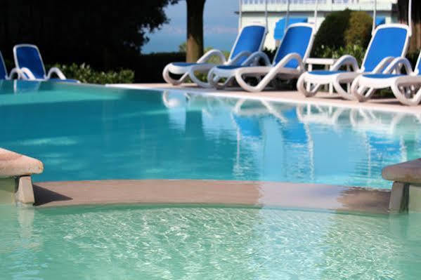 Hotel Desiree - Garda Lake Collection Sirmione Ngoại thất bức ảnh